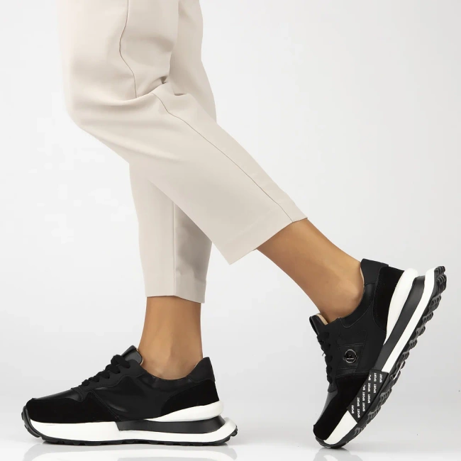 Leather sneakers Filippo DP6762/25 BK black