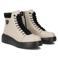 Skórzane botki na platformie Filippo DBT7128/25 BE beżowe