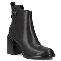 Leather ankle boots Filippo DBT7368/25 BK black