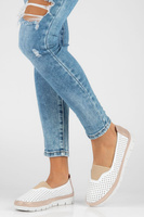 Skórzane półbuty Filippo DP4588/23 WH GO białe