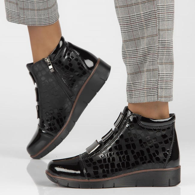 Leather ankle boots Filippo DBT3179/22 BK CR black