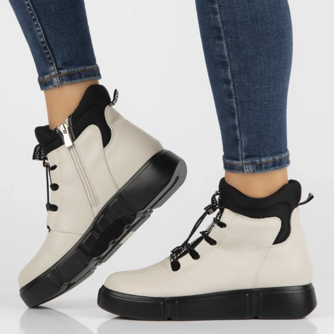 Leather ankle boots Filippo DBT6532/25 BE beige