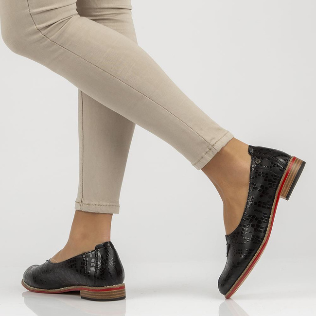 Skórzane półbuty Filippo DP3545/22 BK czarne