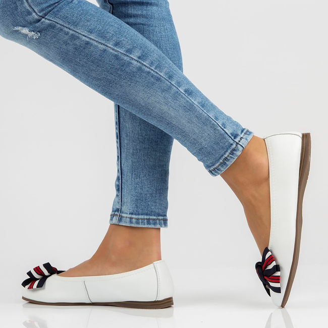 Leather ballerinas Filippo DP3634/23 WH white