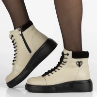 Skórzane botki na platformie Filippo DBT7128/25 BE beżowe