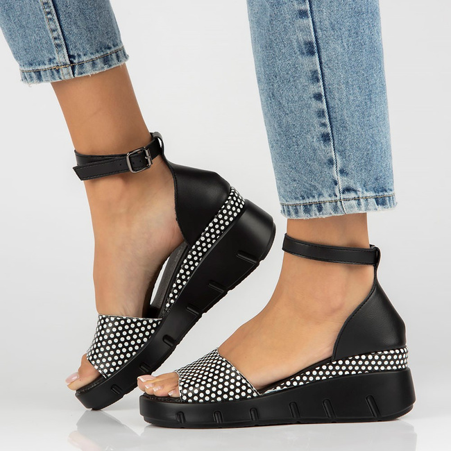 Leather sandals Filippo DS4455/23 BK KR black