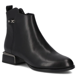 Skórzane botki na obcasie Filippo DBT7382/25 BK czarne