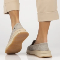 Skórzane półbuty na platformie Filippo DP6748/25 BE beżowe