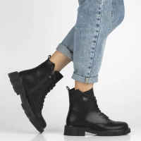 Leather ankle boots Filippo DBT7131/25 BK black