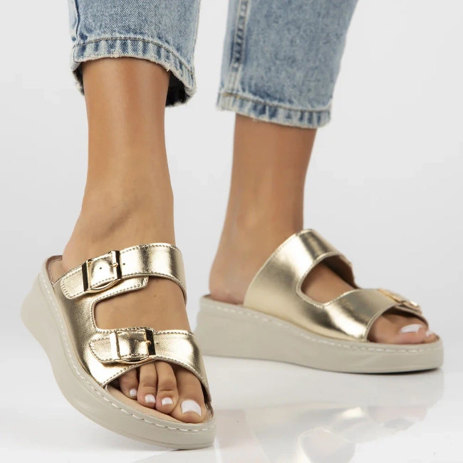 Leather flip-flops Filippo DK7044/25 GO gold