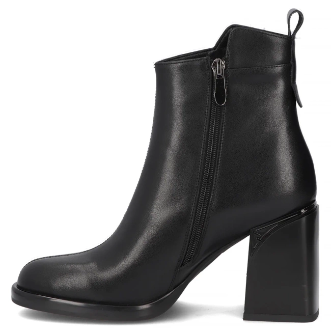 Leather ankle boots Filippo DBT7368/25 BK black