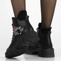 Leather ankle boots Filippo DBT7147/25 BK black