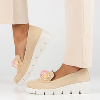 Skórzane półbuty na koturnie Filippo DP4545/23 BE beżowe