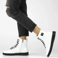 Leather ankle boots Filippo DBT7273/25 WH white