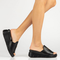 Leather flip-flops Filippo DK3596/23 BK black