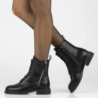 Leather ankle boots Filippo DBT6303/25 BK black