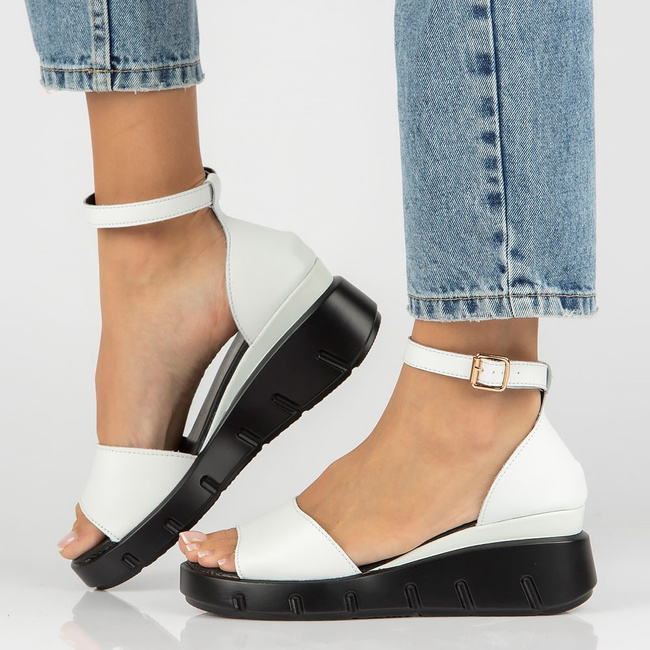 Leather sandals Filippo DS4455/23 WH white