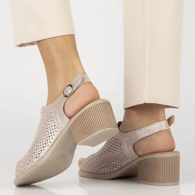 Skórzane sandały Filippo DS4475/24 PI różowe